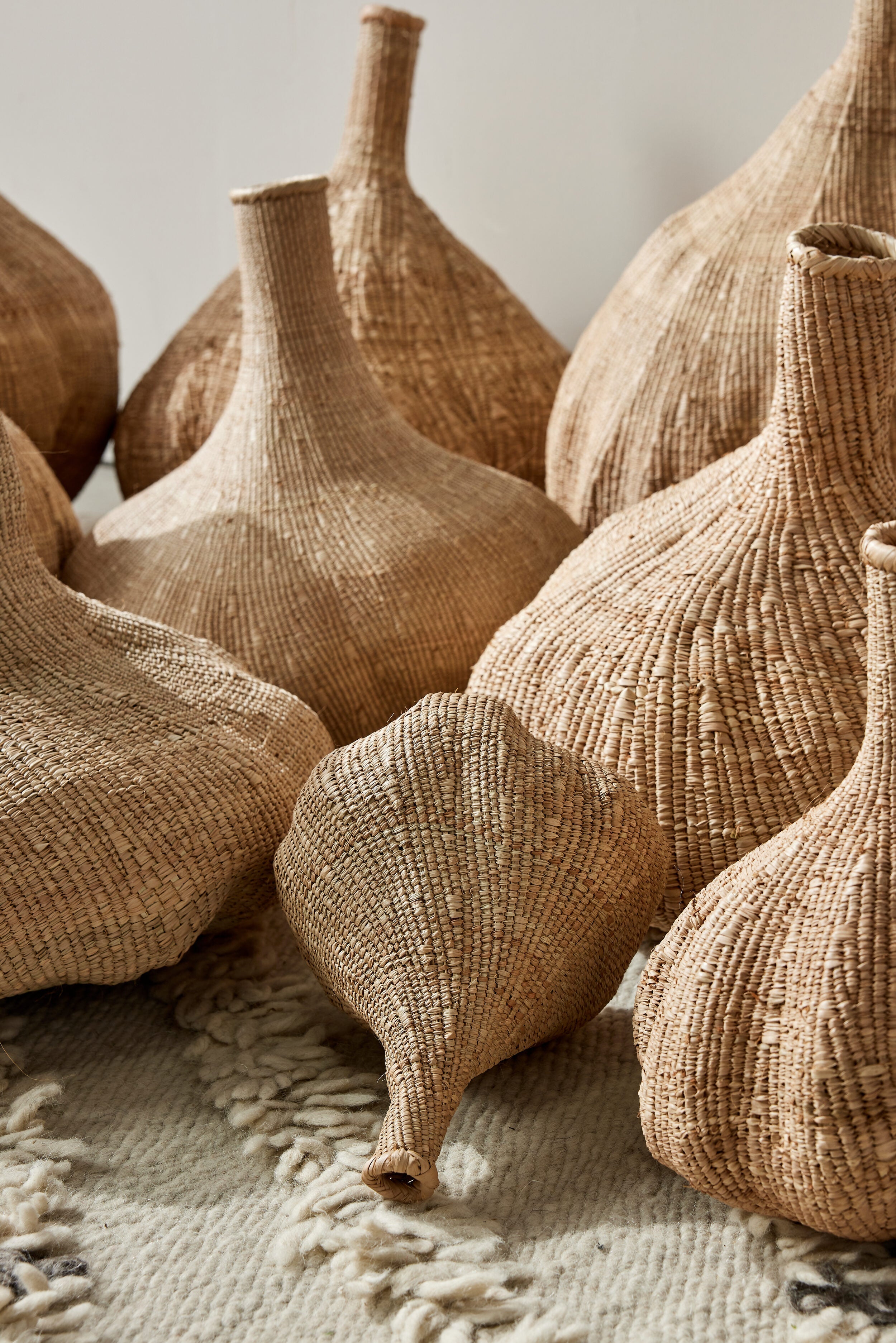 Product view 4 - Long-Necked Ilala Garlic Gourd Basket - Kanju Interiors