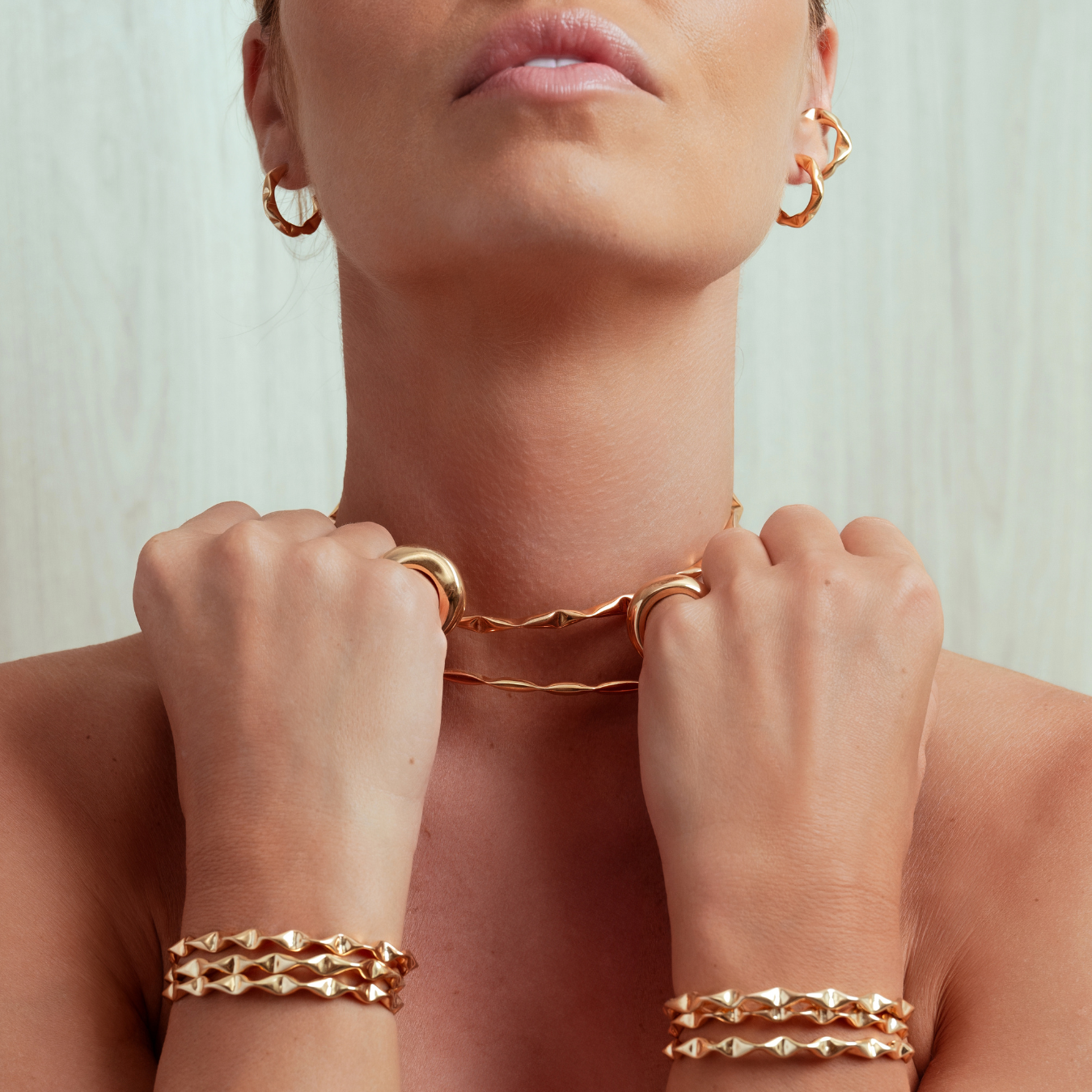 Lifestyle photo showing Sabrina Gold Bracelet in use - Denise Pacini