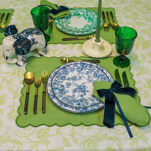 Close-up detail showing quality craftsmanship and materials - Botanic Imprinted Chalice - Set of 6