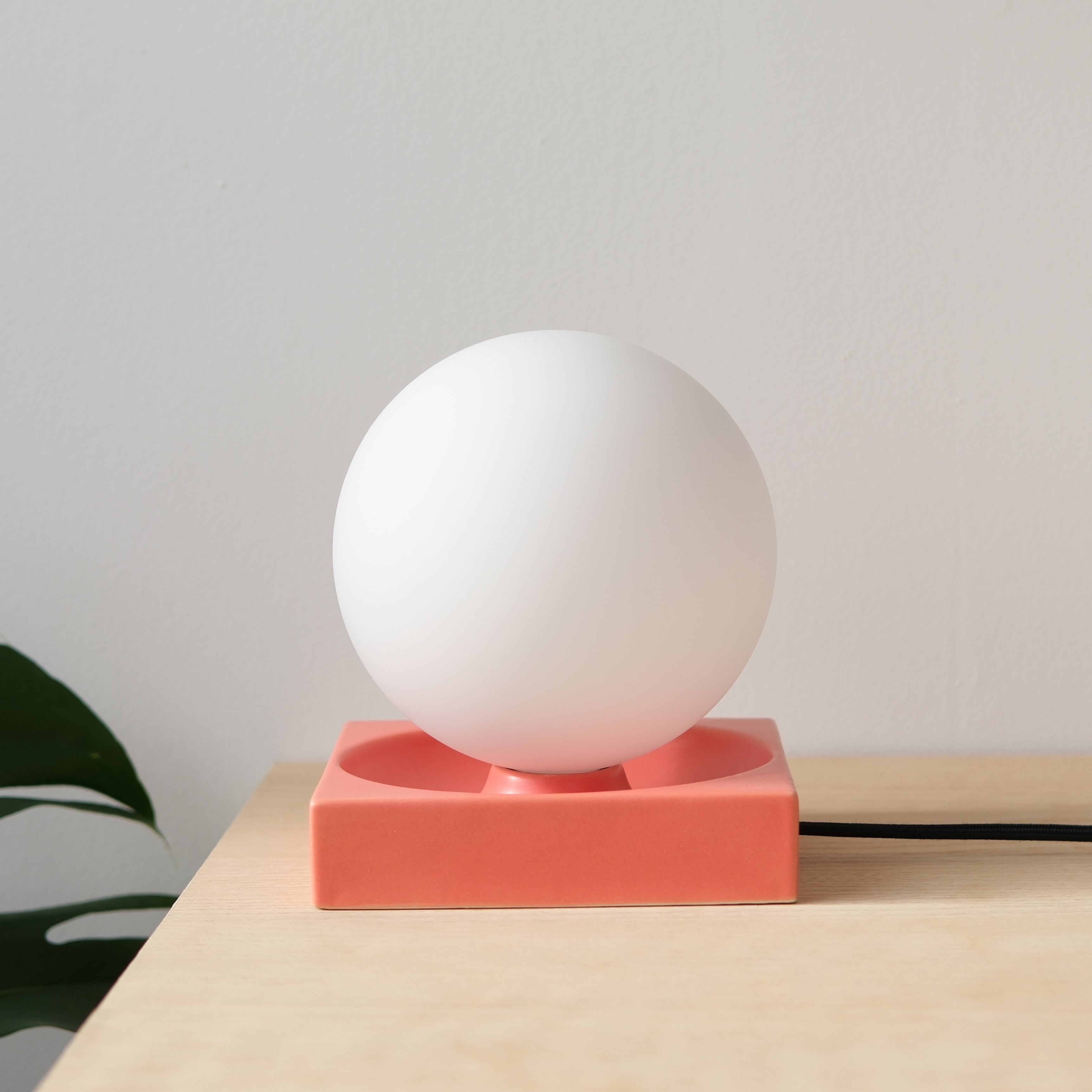 Cubic Table Lamp