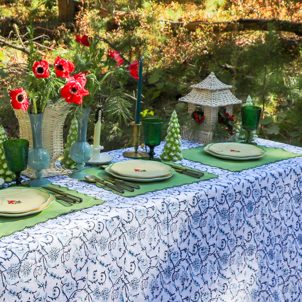 Product view 7 - Eleanor Royal Blue Tablecloth - Ro'Table