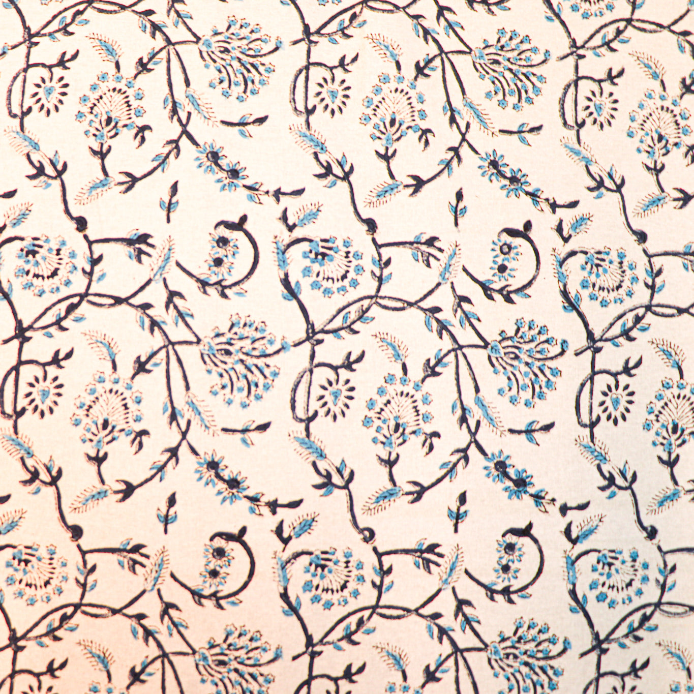 Product view 10 - Eleanor Royal Blue Tablecloth - Ro'Table