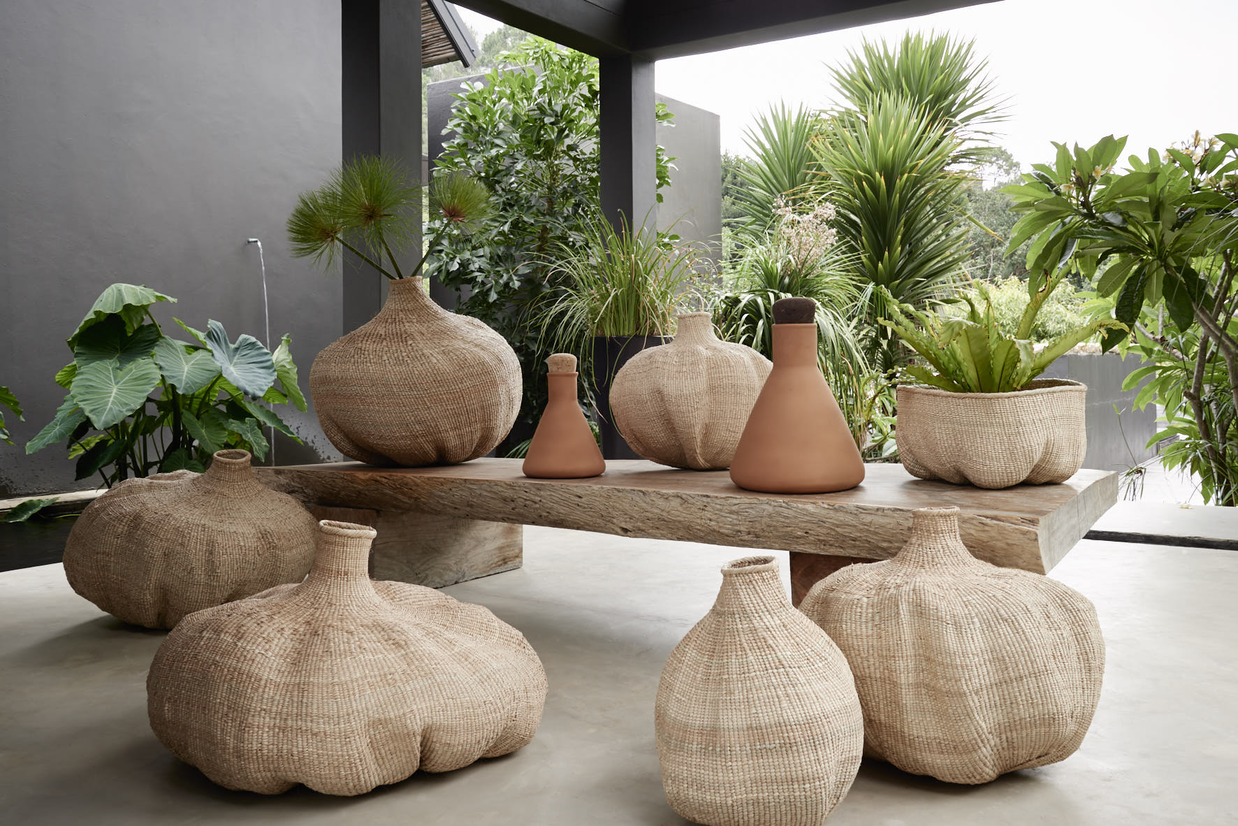 Product view 9 - Ilala Garlic Gourd Handwoven African Basket - Kanju Interiors