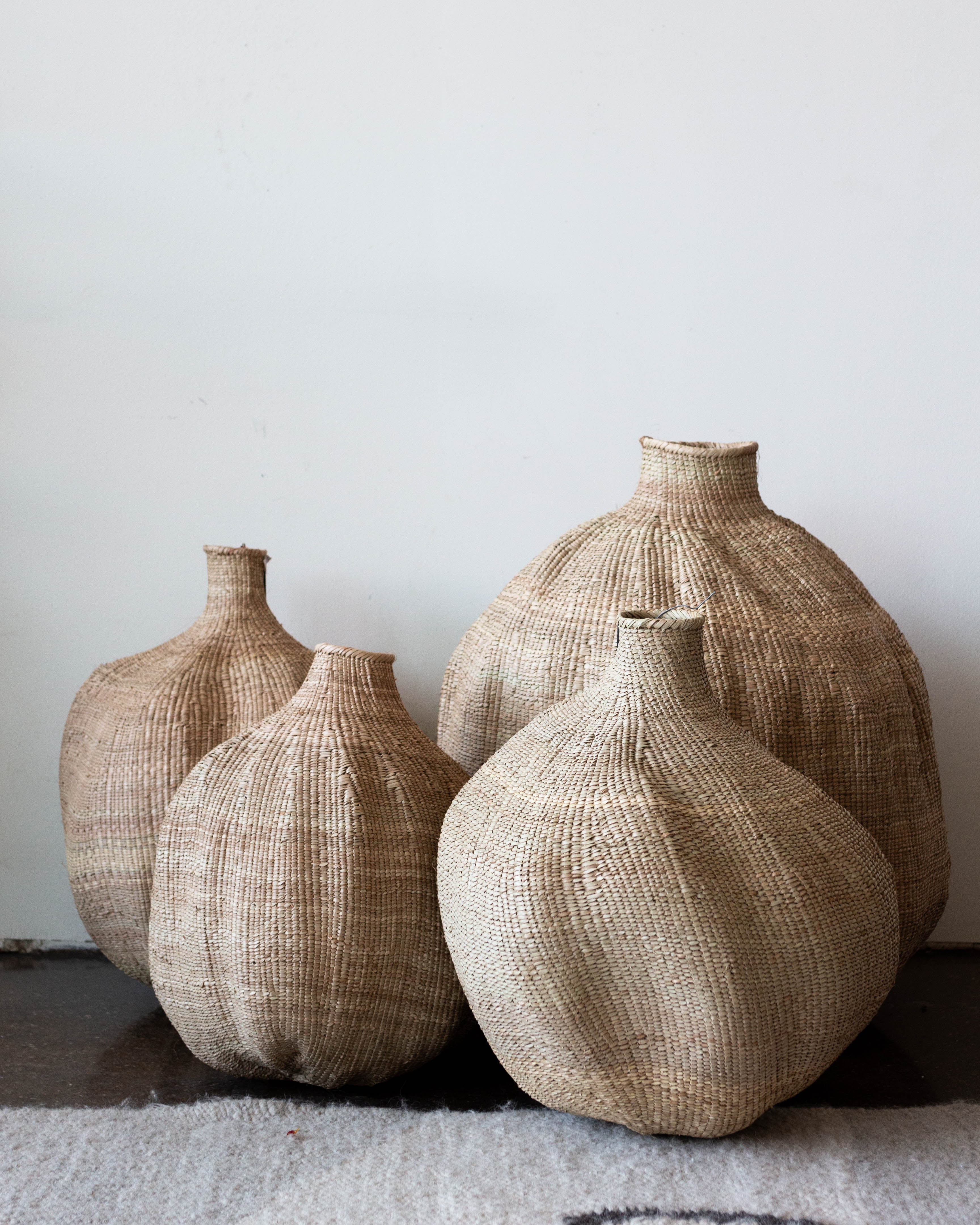 Product view 8 - Ilala Garlic Gourd Handwoven African Basket - Kanju Interiors