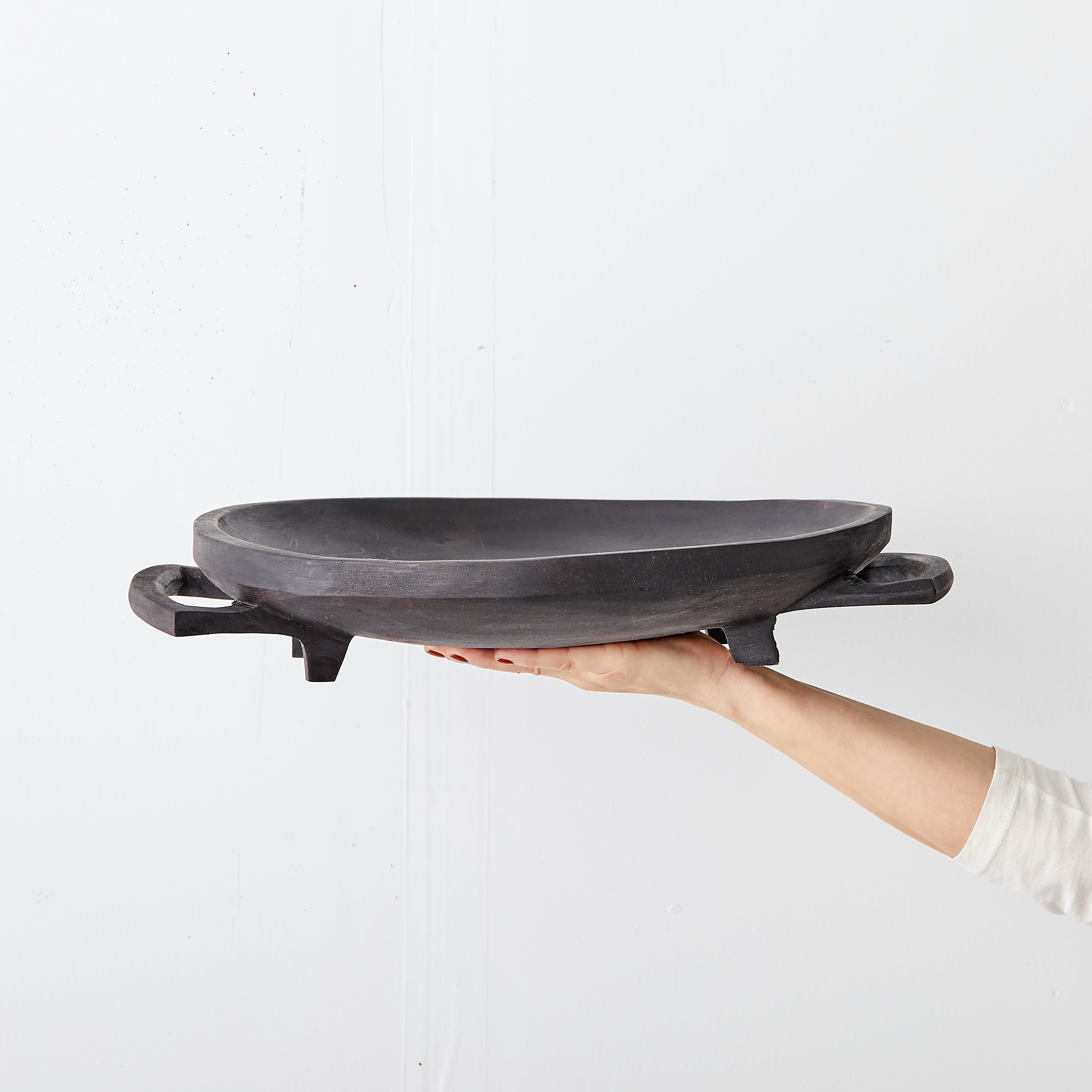Product view 4 - Swazi Round Wood Serving Platter - Kanju Interiors