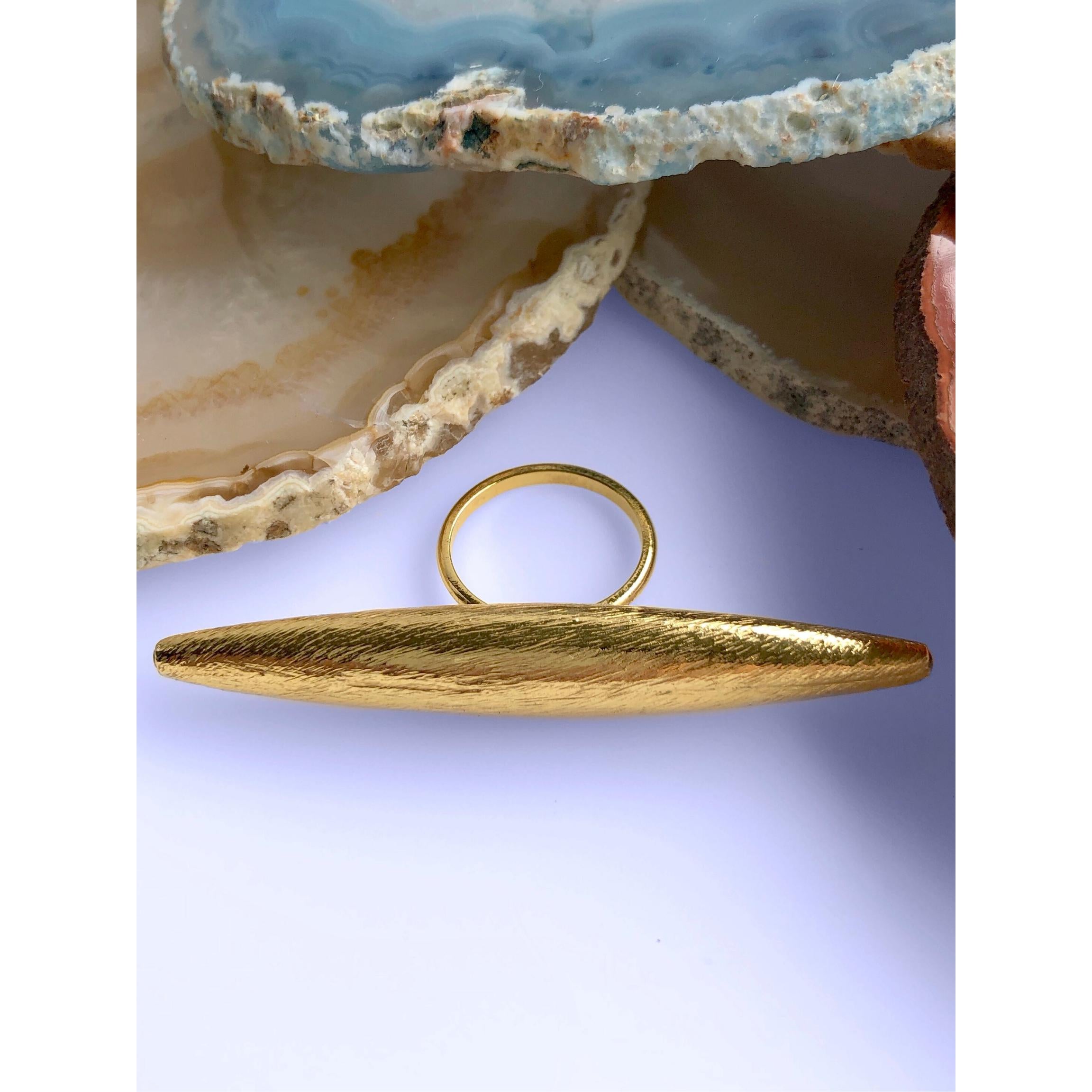 Product view 4 - Zeppelin Large Gold Ring - JAREDJAMIN
