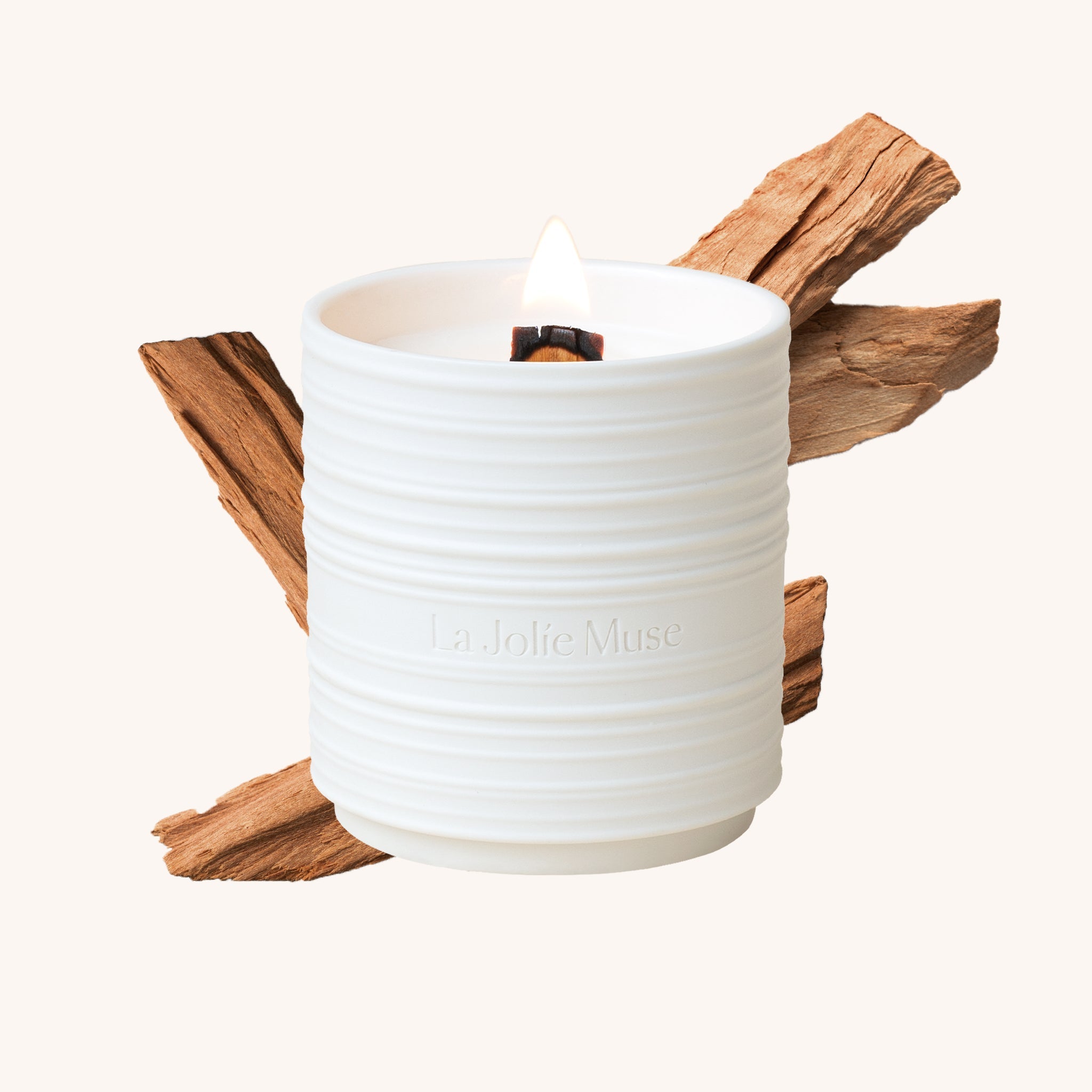 Close-up detail showing quality craftsmanship and materials - Lucienne - Santal Himalayen Candle