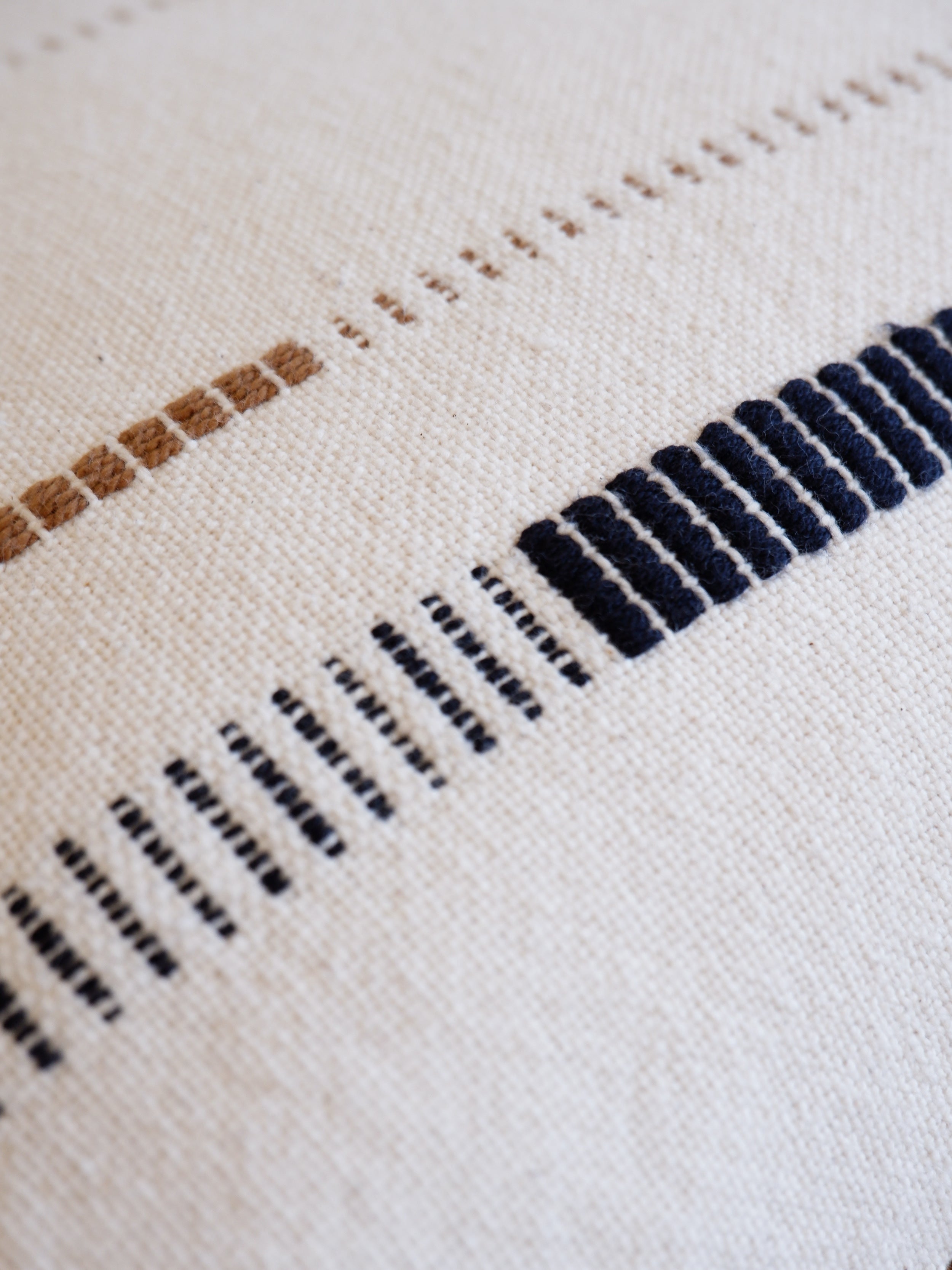 Product view 4 - Mason Hand-Loomed Cotton Pillow - Kanju Interiors
