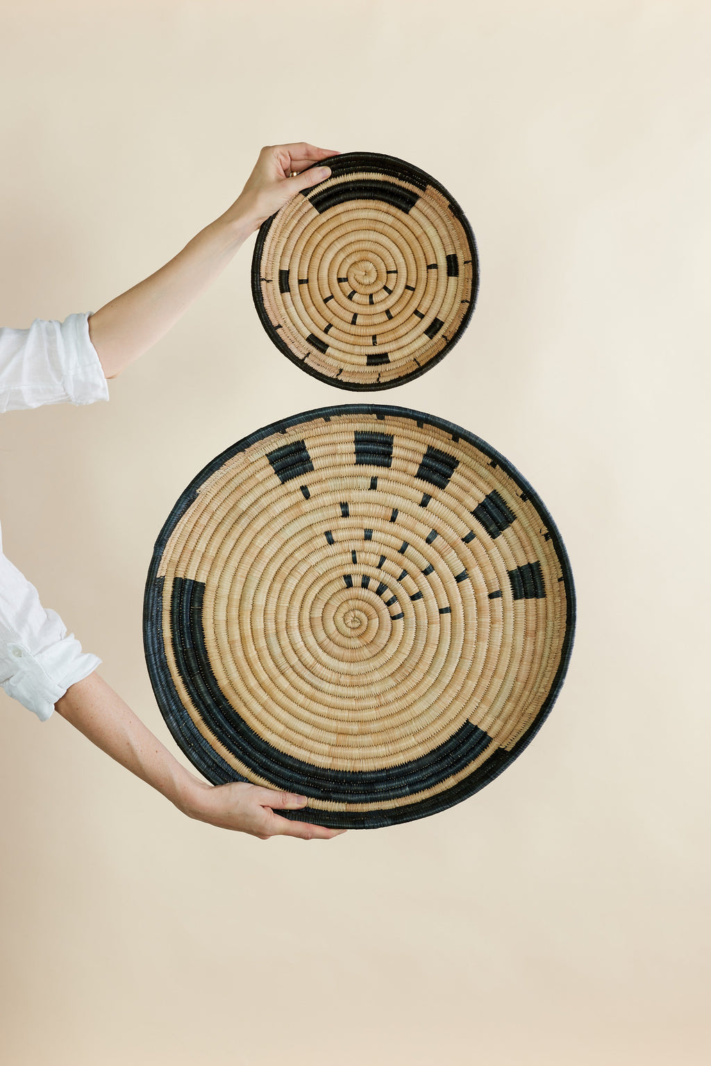 Mawa Woven Wall Disc - premium quality - Kanju Interiors
