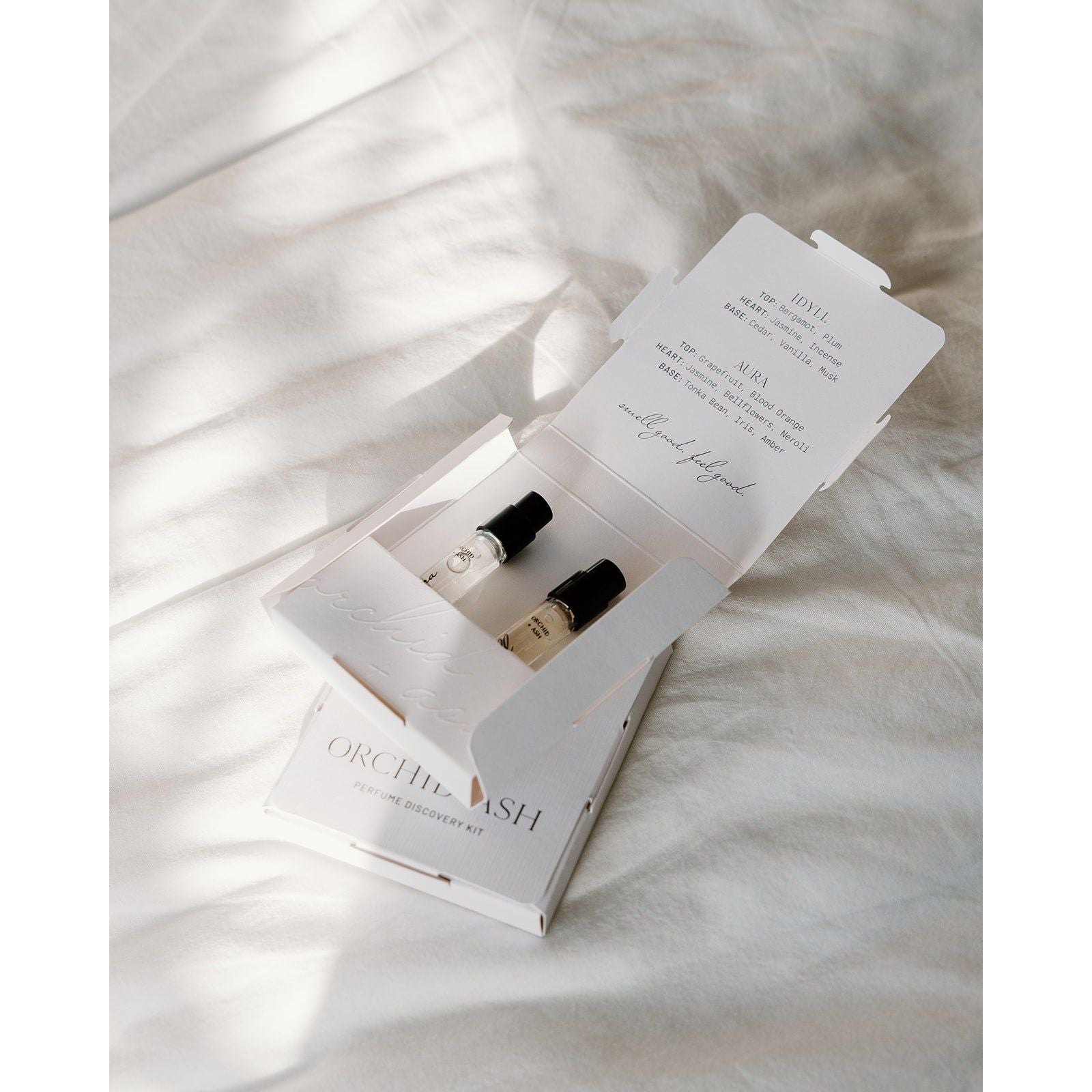 Close-up detail showing quality craftsmanship and materials - Perfume Discovery Kit
