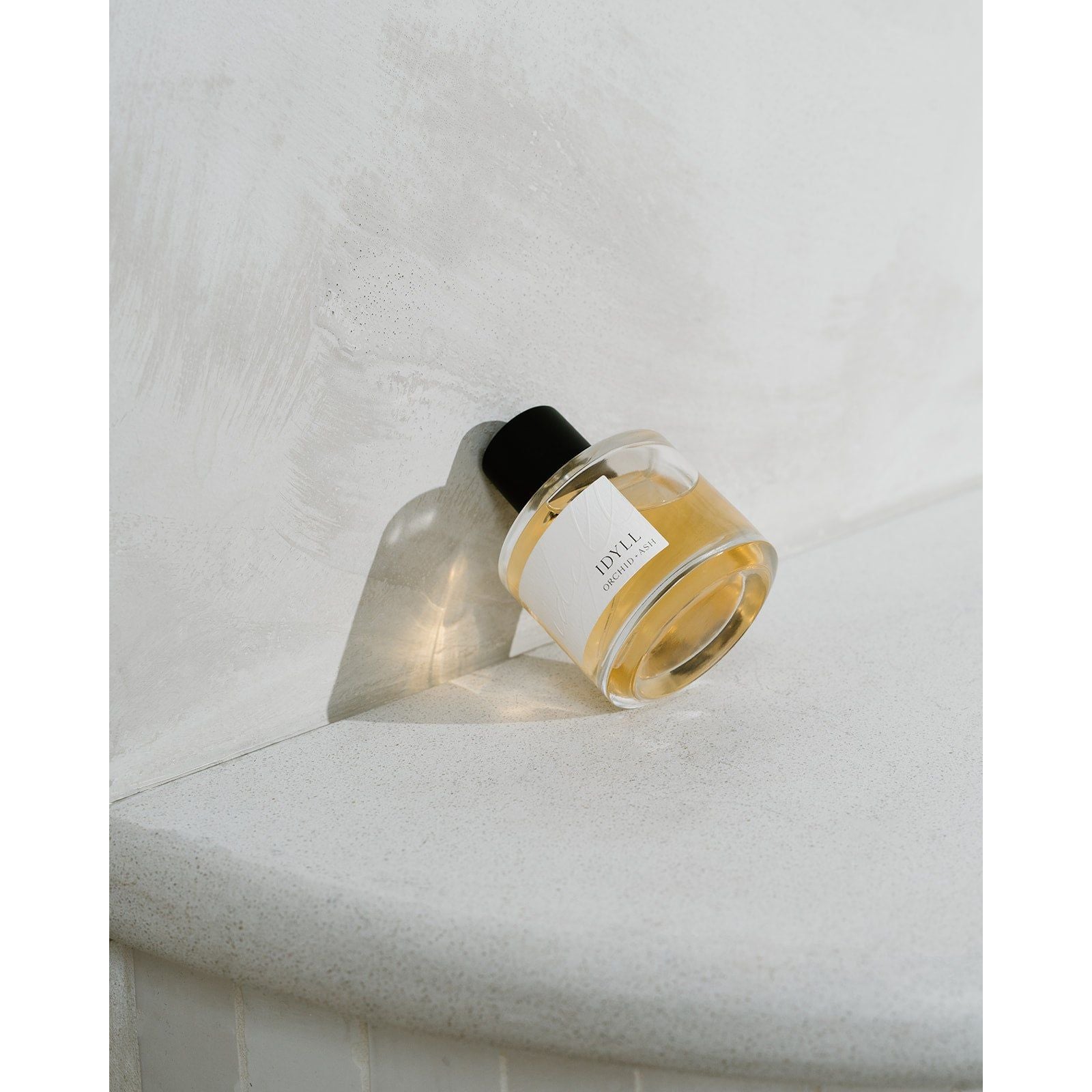 Close-up detail showing quality craftsmanship and materials - IDYLL Perfume