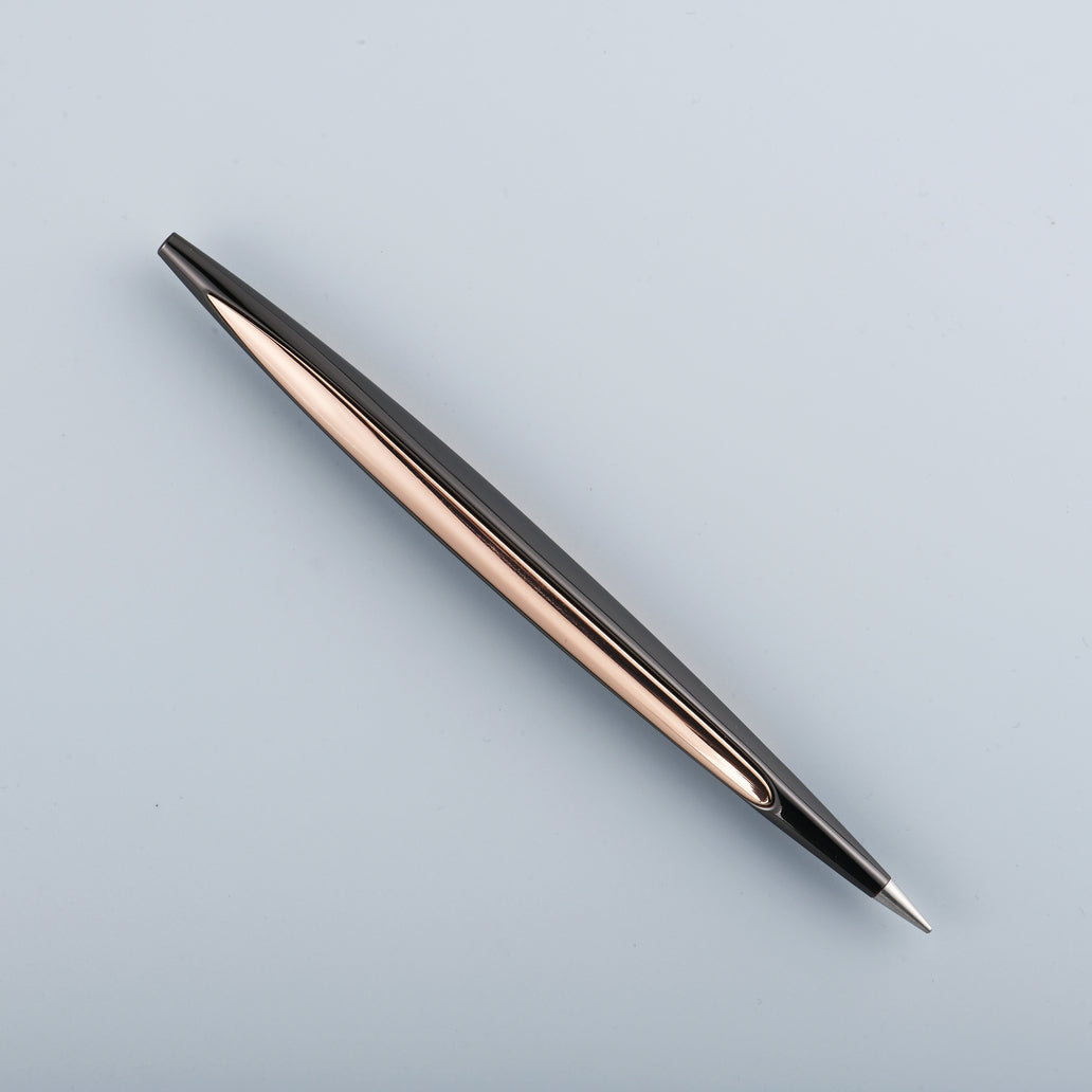 Close-up detail showing quality craftsmanship and materials - Omega AXL Pen Series 3