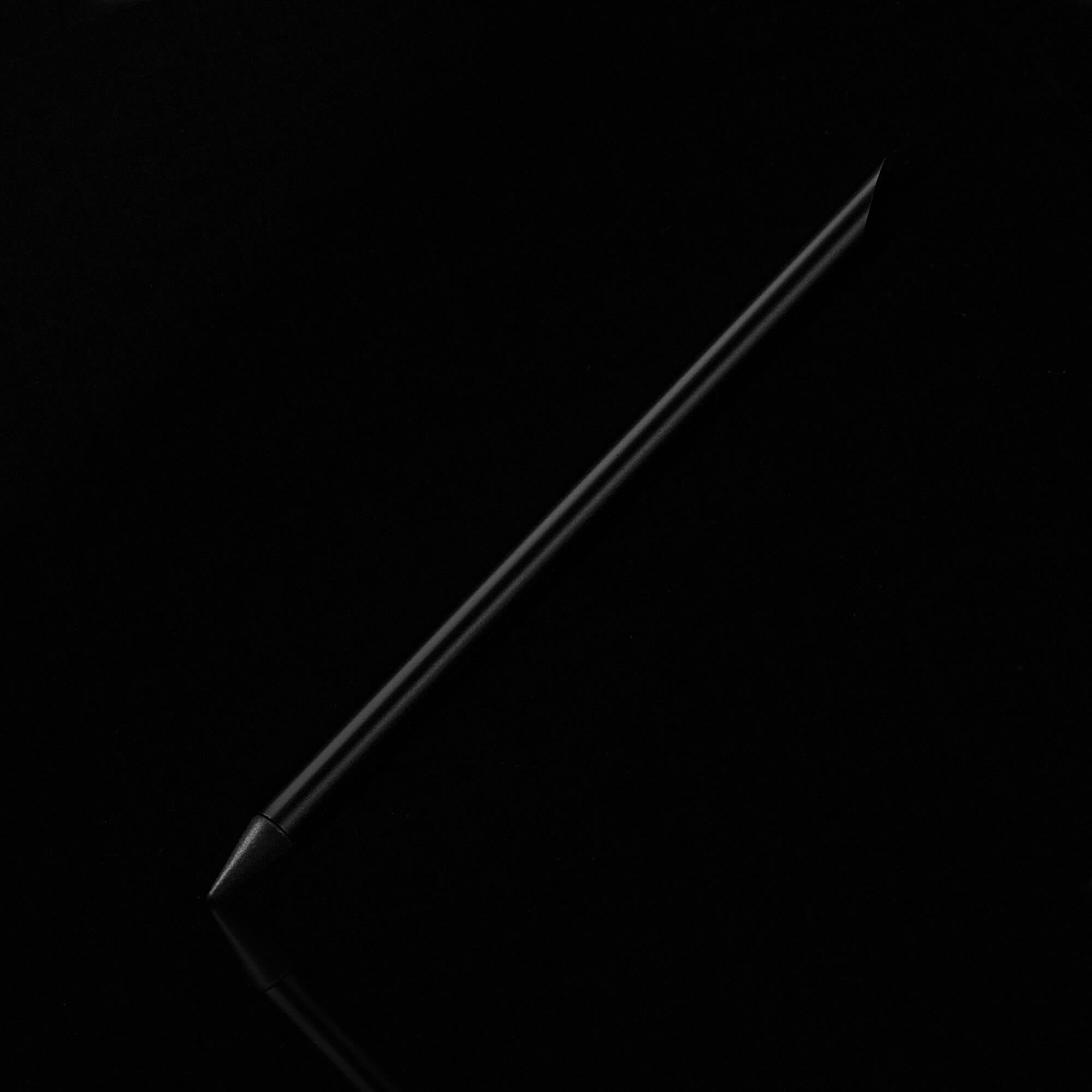 Professional ballpoint pen for smooth writing - premium construction - UNCOMMONCARRY
