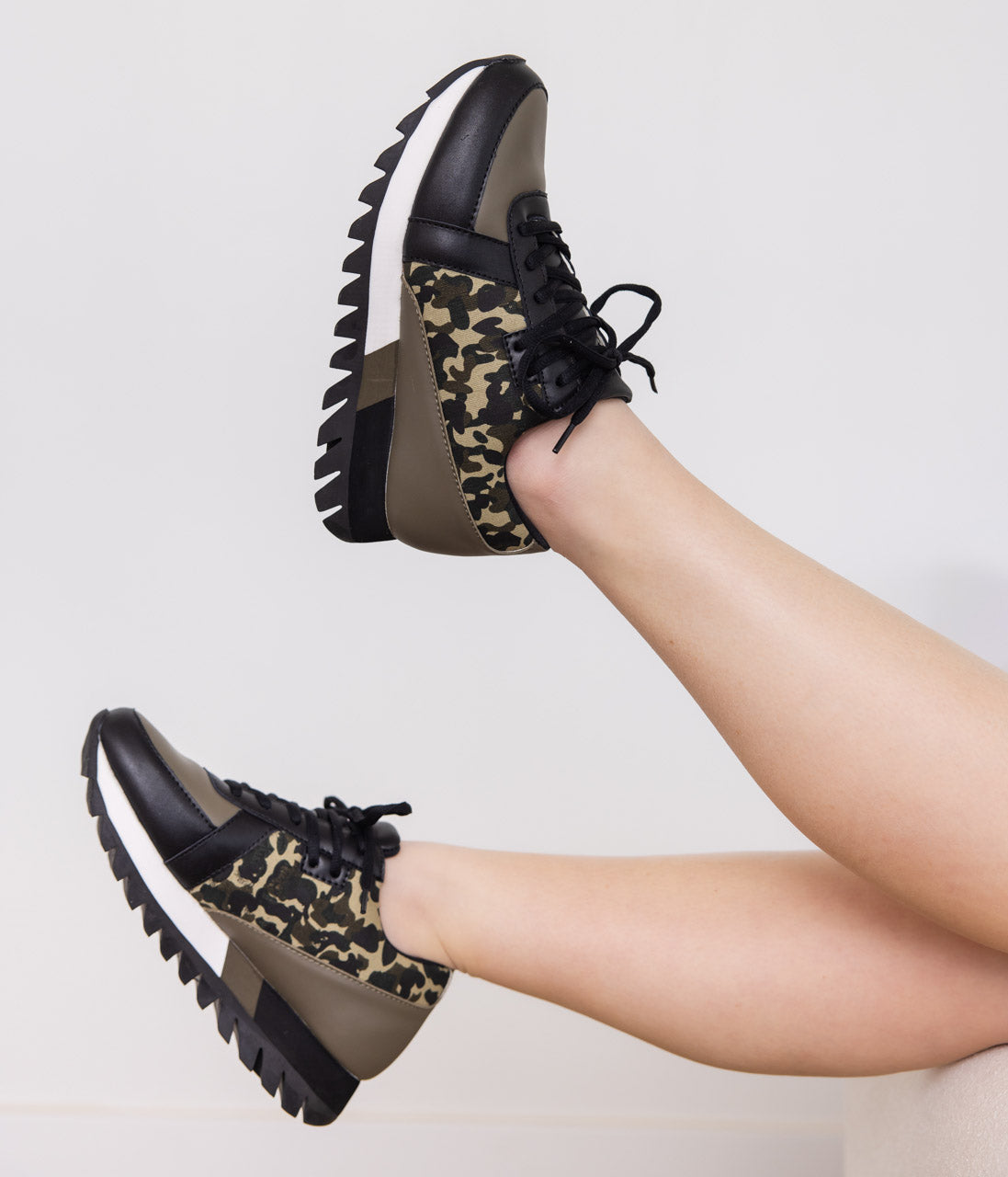 Premium handmade leather footwear - Italian craftsmanship - Naughty Monkey