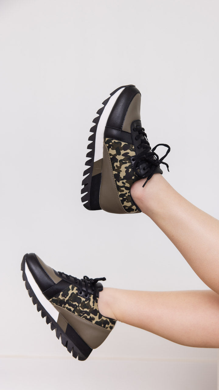 Close-up detail showing quality craftsmanship and materials - Geri Sneaker in Camo