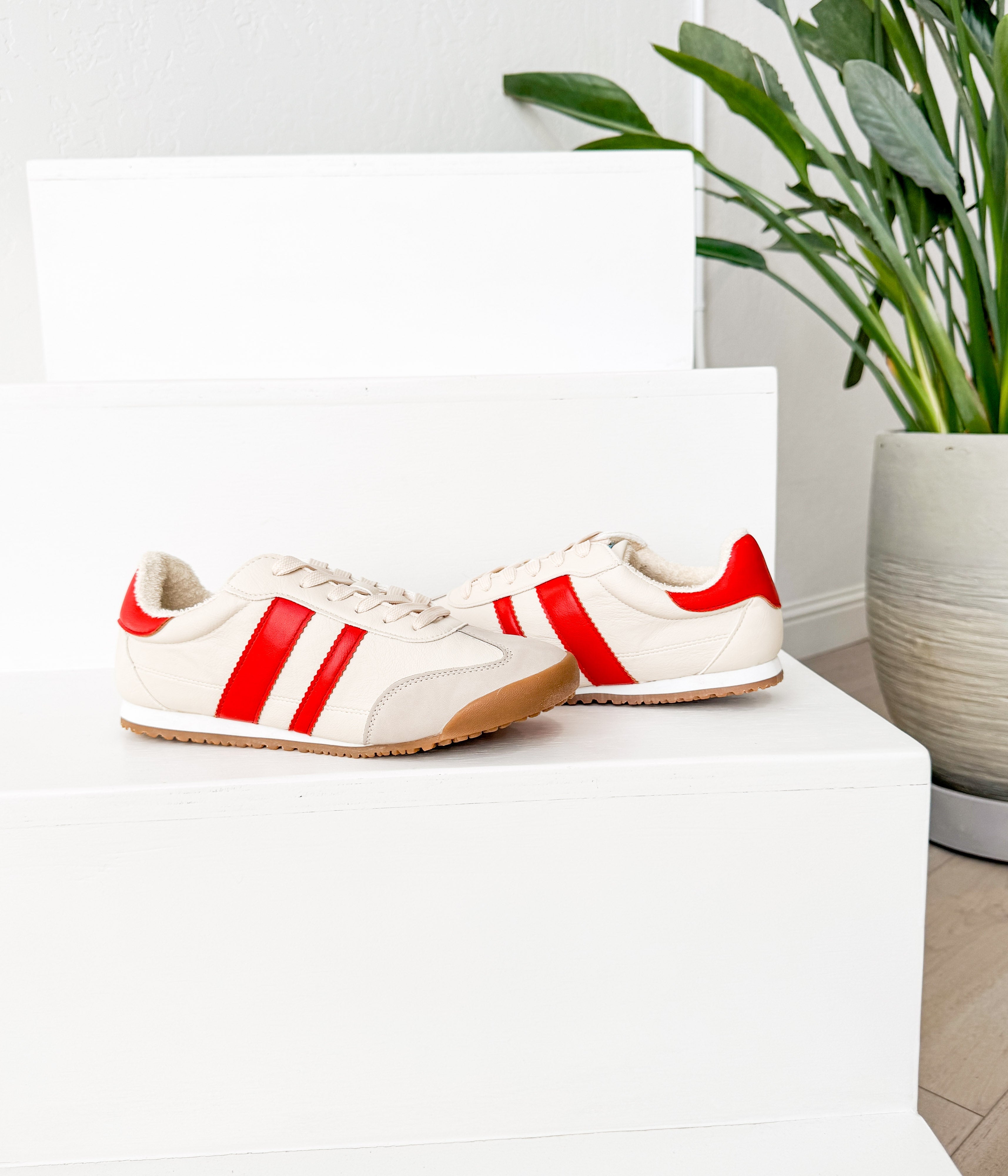 Close-up detail showing quality craftsmanship and materials - Madrid Sneaker in Beige/Red